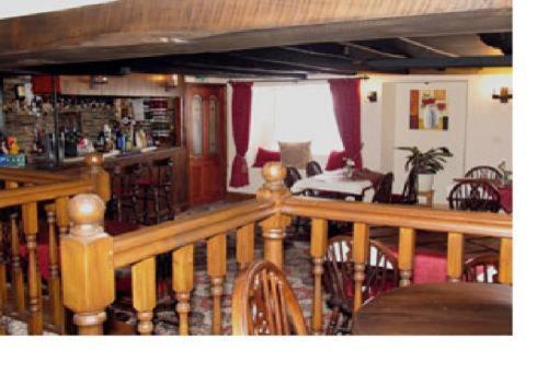The White Hart Hotel Menheniot ภายนอก รูปภาพ