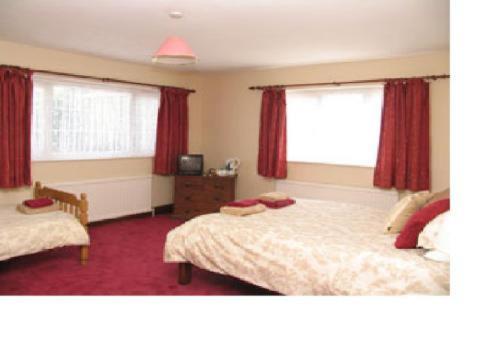 The White Hart Hotel Menheniot ภายนอก รูปภาพ